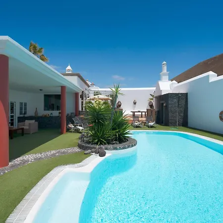 Del Moral تيناجون