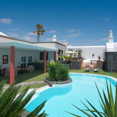 Del Moral فيلة *