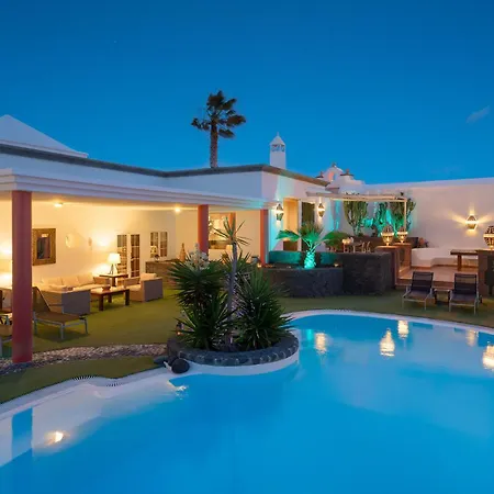 Villa Del Moral Tinajo